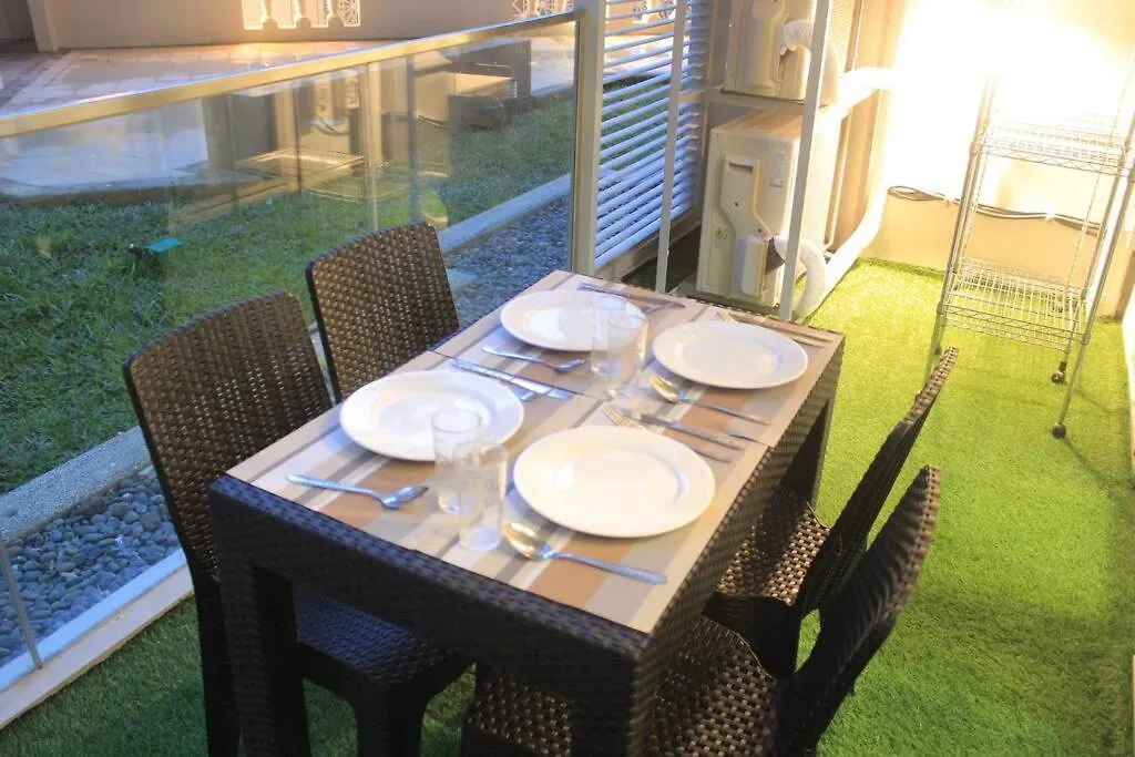 A2J Luxury 3Br Suite Near Uptown Mall Bgc Taguig Manila