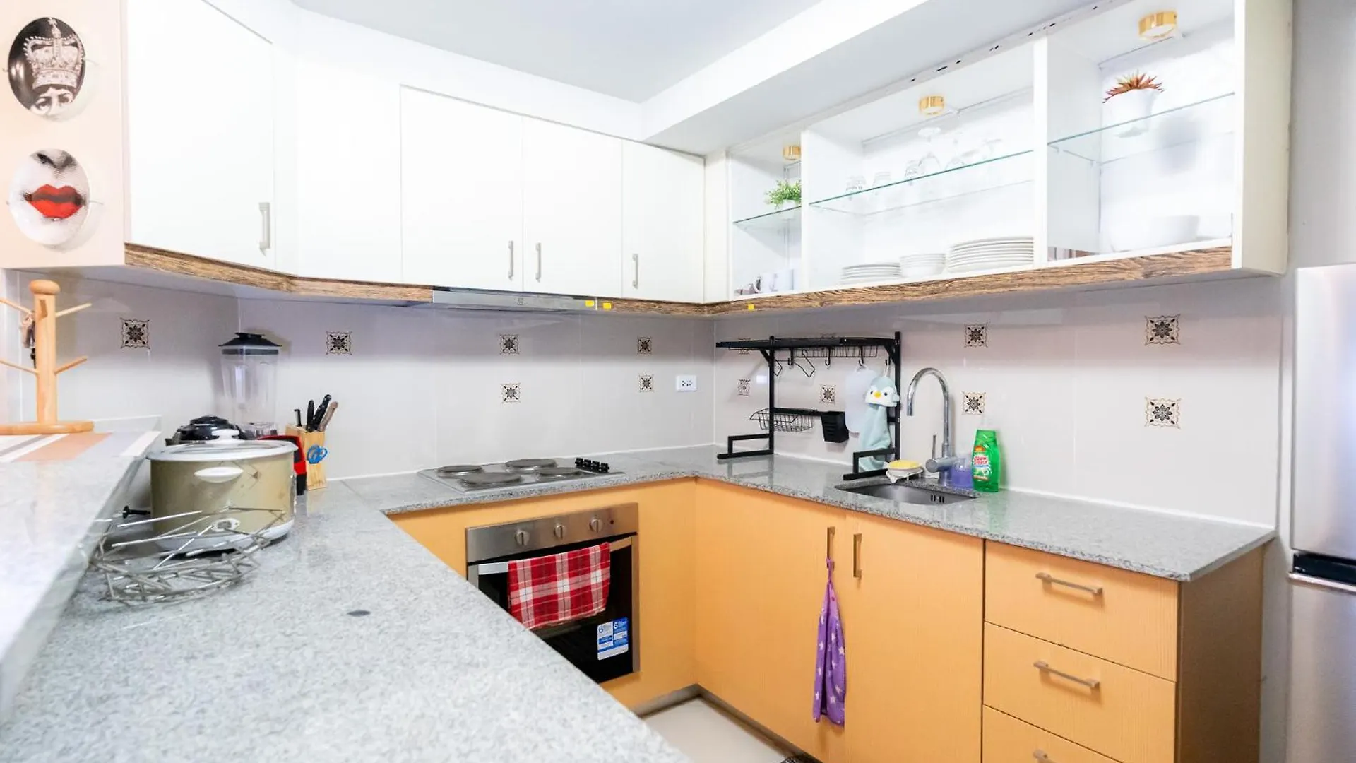 A2J Luxury 3Br Suite Near Uptown Mall Bgc Taguig Manila