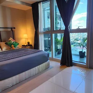 Spacious 7u Homey Unit Steps Away From Uptown Mall And Mitsukoshi Mall Free Parking With Washer Apartment