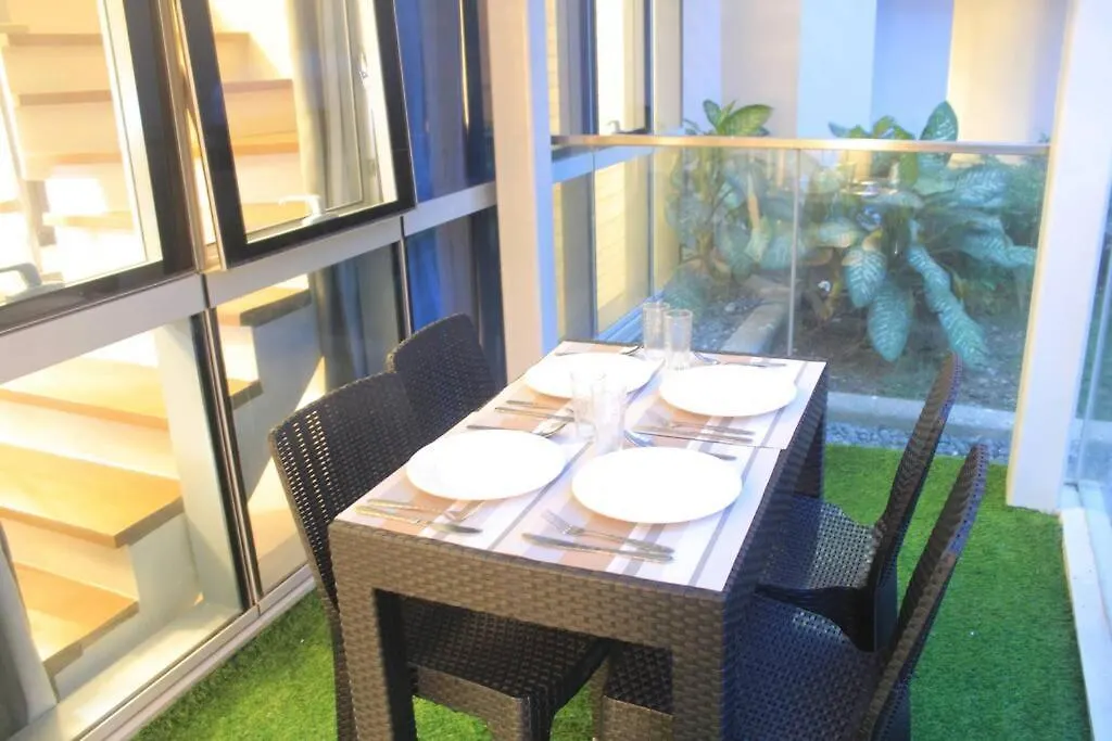 A2J Luxury 3Br Suite Near Uptown Mall Bgc Taguig Manila Apartment